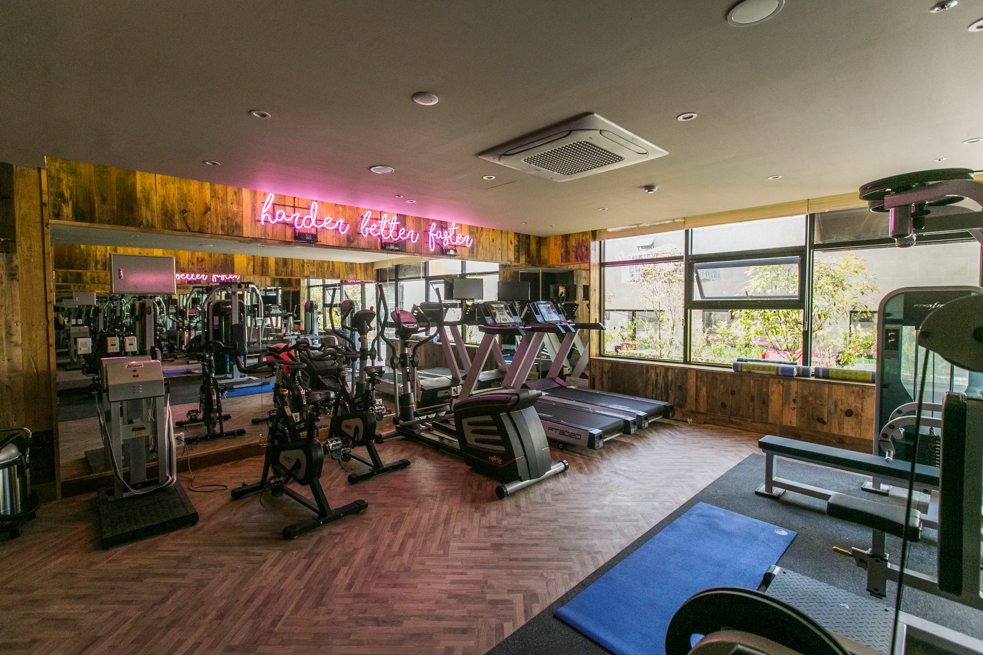 Daegu February Hotel Dongseongro Ngoại thất bức ảnh