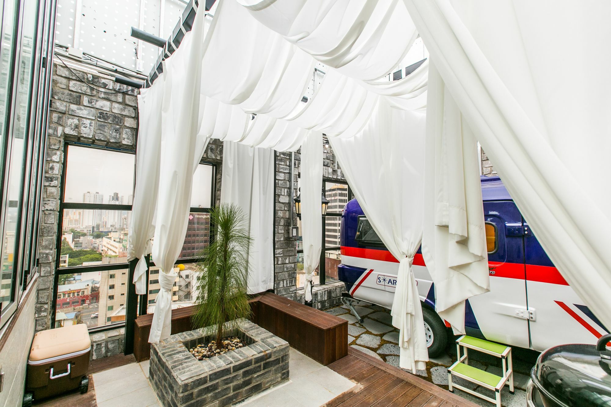 Daegu February Hotel Dongseongro Ngoại thất bức ảnh