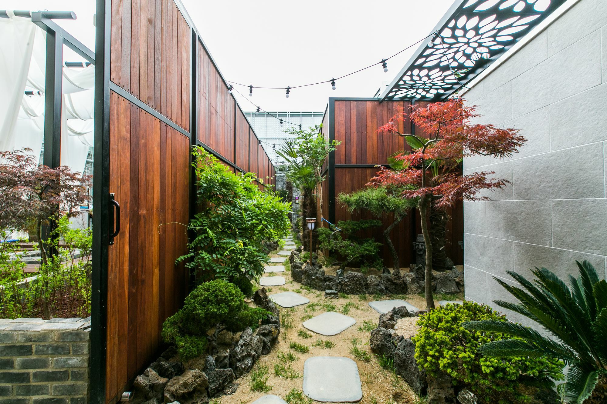 Daegu February Hotel Dongseongro Ngoại thất bức ảnh